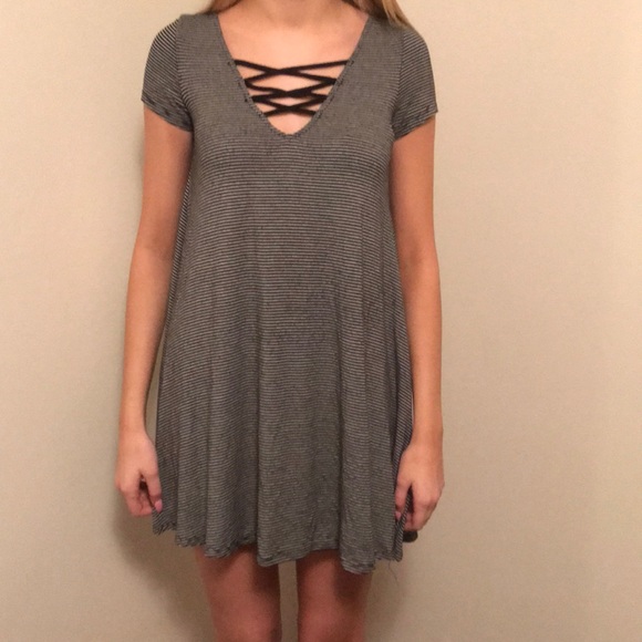 Hearts & Hips Dress - Picture 1 of 2